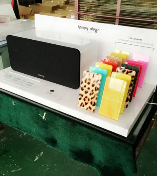 Acrylic-Mobile-Phone-Pocket-Cover-Display